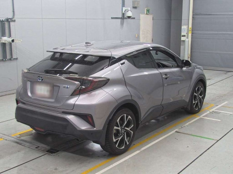 2017 Toyota C-HR ZYX10[1]