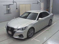 2015 Toyota Crown Hybrid