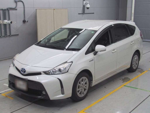 2015 Toyota Prius alpha ZVW40W[0]