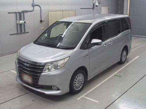 2014 Toyota Noah ZWR80G[0]