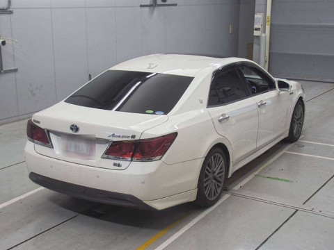 2014 Toyota Crown Hybrid AWS210[1]