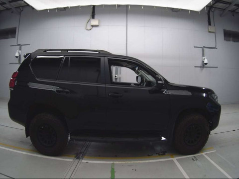 2019 Toyota Land Cruiser Prado GDJ150W[2]