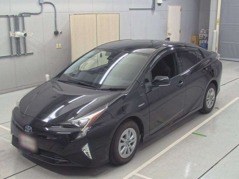 2017 Toyota Prius ZVW50[0]