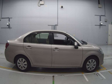 2014 Toyota Corolla Axio NZE161[2]