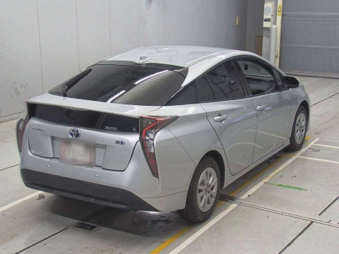 2018 Toyota Prius ZVW50[1]