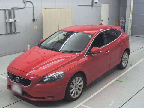 2015 Volvo V40 MB4154T[0]