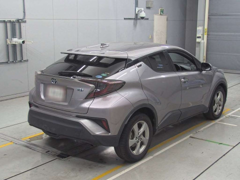 2018 Toyota C-HR ZYX10[1]