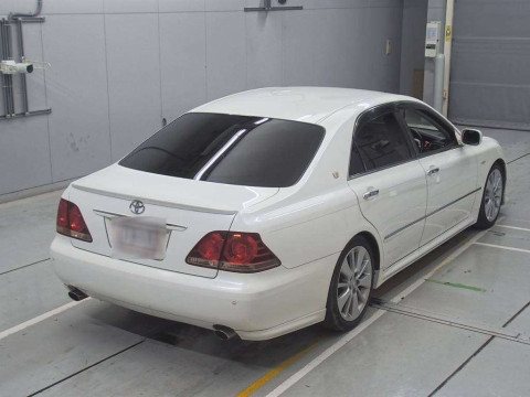 2008 Toyota Crown GRS180[1]