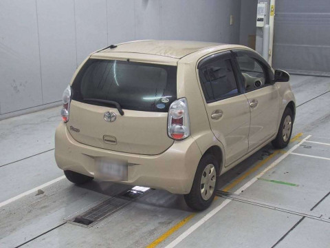 2010 Toyota Passo KGC30[1]