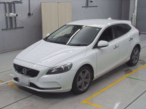 2014 Volvo V40 MB4164T[0]