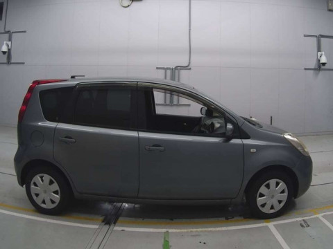 2006 Nissan Note E11[2]