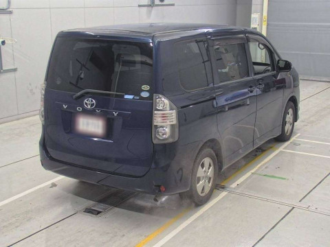 2007 Toyota Voxy ZRR70G[1]