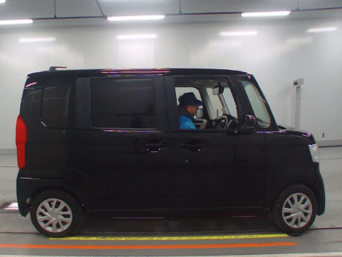 2019 Honda N-BOX JF3[2]