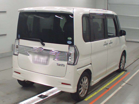 2016 Daihatsu Tanto Custom LA600S[1]