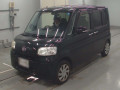 2011 Daihatsu Tanto