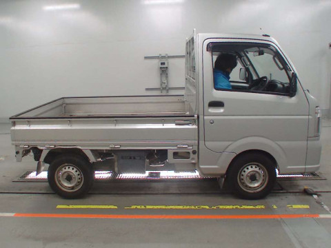 2016 Suzuki Carry Truck DA16T[2]