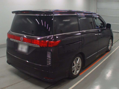 2012 Nissan Elgrand TE52[1]