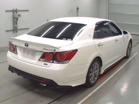 2015 Toyota Crown Hybrid AWS210[1]