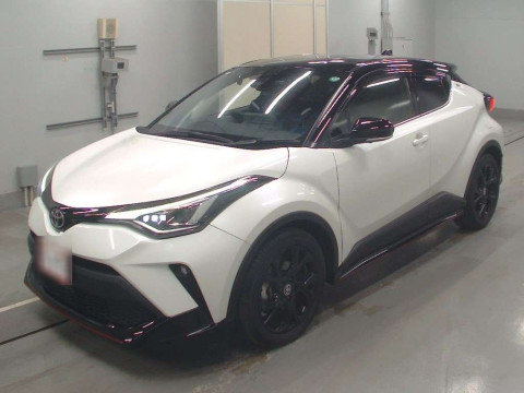 2021 Toyota C-HR NGX10[0]