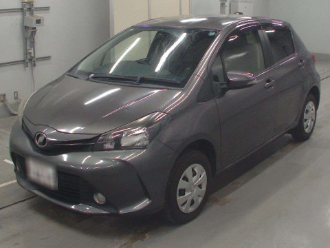 2015 Toyota Vitz NSP135[0]