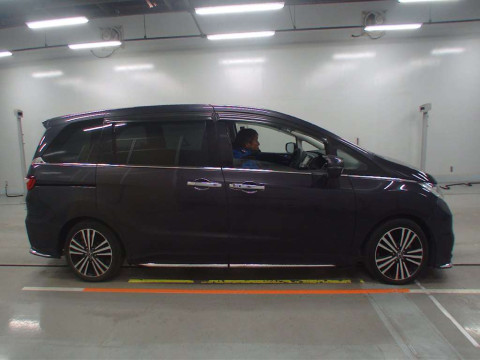 2013 Honda Odyssey RC1[2]