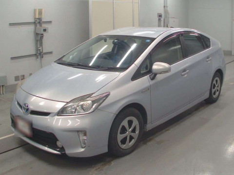 2015 Toyota Prius ZVW30[0]