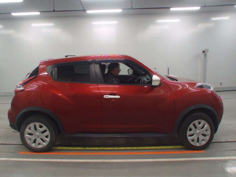 2014 Nissan JUKE YF15[2]