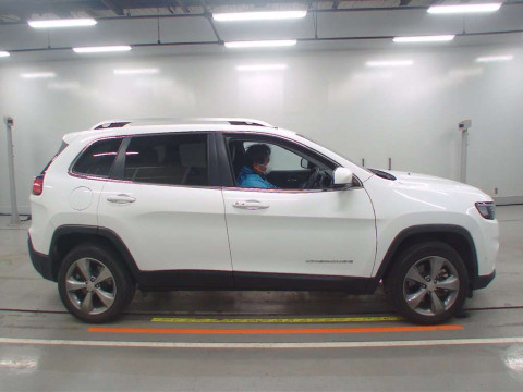 2019 Jeep Cherokee KL20L[2]