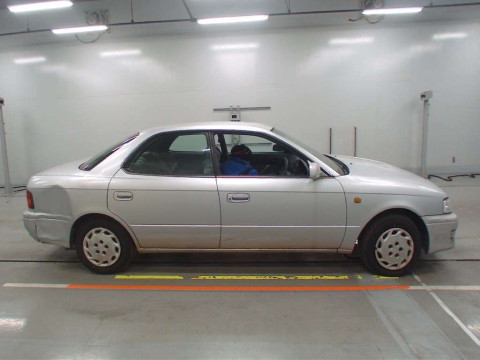 1997 Toyota Vista SV40[2]