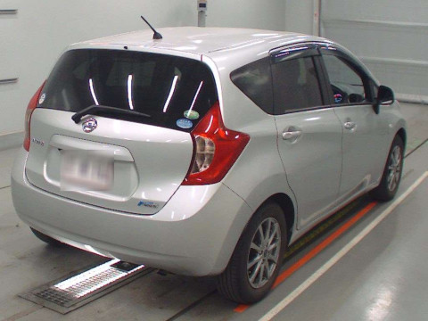 2015 Nissan Note E12[1]