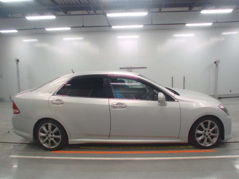 2009 Toyota Crown GRS200[2]