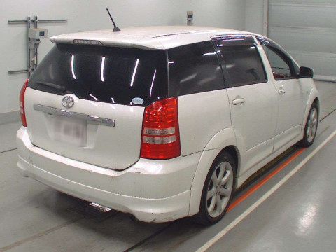 2004 Toyota Wish ANE11W[1]