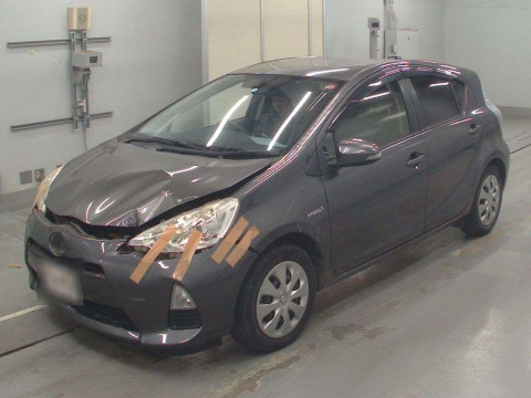 2014 Toyota Aqua NHP10[0]