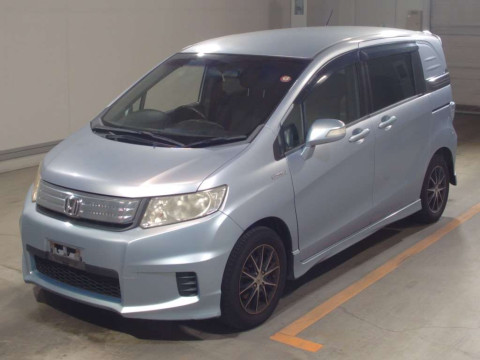 2012 Honda Freed spike hybrid GP3[0]