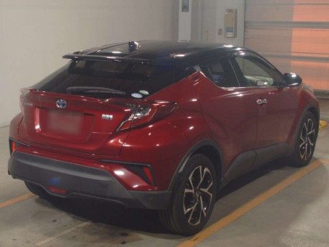 2018 Toyota C-HR ZYX10[1]