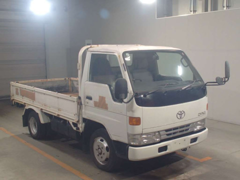 1997 Toyota Dyna Truck BU107[2]