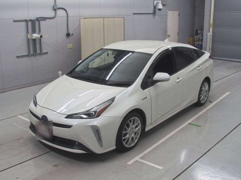 2019 Toyota Prius ZVW51[0]