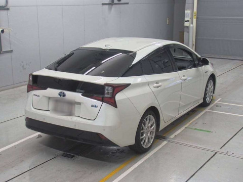 2019 Toyota Prius ZVW51[1]