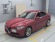 2017 Alfa Romeo Julia