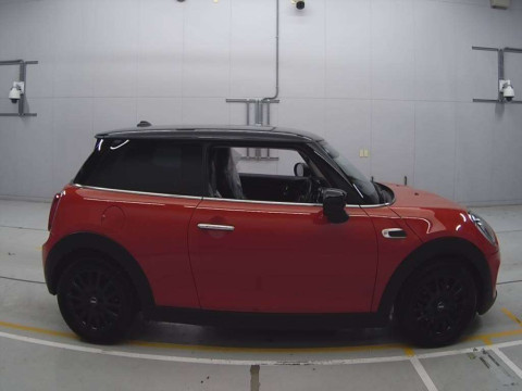 2019 Mini MINI XR15M[2]