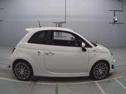 2015 Abarth Abarth 595 312142[2]