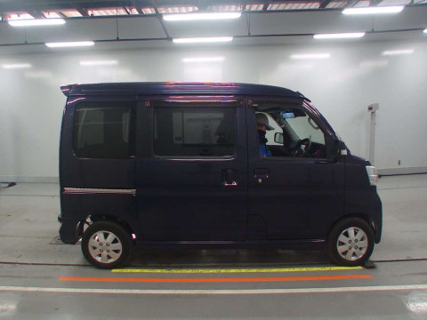 2019 Daihatsu Atrai Wagon S331G[2]