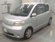 2005 Toyota Porte