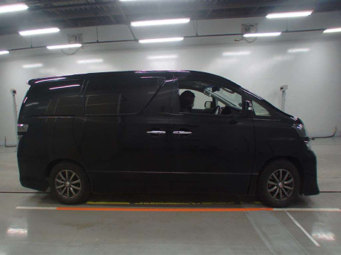 2014 Toyota Vellfire ANH20W[2]