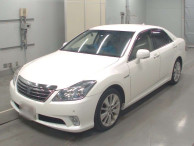 2012 Toyota Crown Hybrid