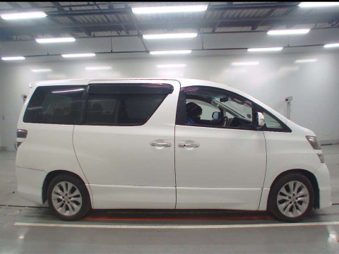 2010 Toyota Vellfire ANH20W[2]