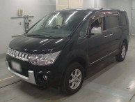 2011 Mitsubishi Delica D5