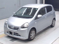 2012 Daihatsu Mira es