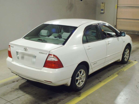 2004 Toyota Corolla Sedan ZZE124[1]