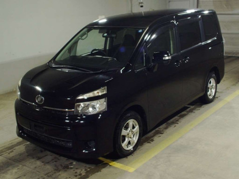 2011 Toyota Voxy ZRR75G[0]